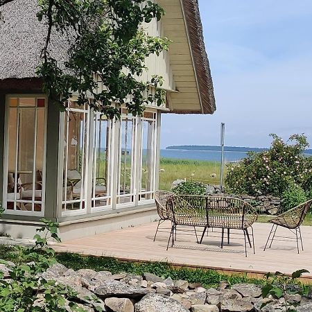 Hansi Puhkemaja Kuivastu Exterior photo